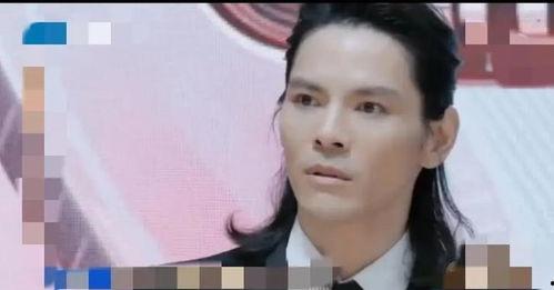 为了吃瓜的他进了娱乐圈,意外踏入娱乐圈开启新人生 第1张 为了吃瓜的他进了娱乐圈,意外踏入娱乐圈开启新人生 第1张