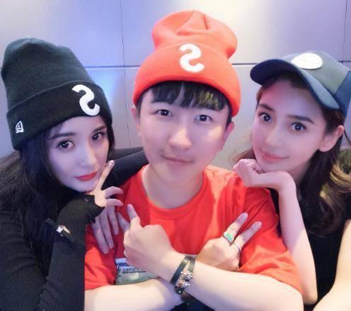 娱乐圈吃瓜背景图女男生,吃瓜图鉴，揭秘男女明星幕后故事