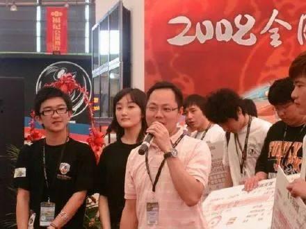 娱乐圈吃瓜背景图女男生,吃瓜图鉴,揭秘男女明星幕后故事 第2张 娱乐圈吃瓜背景图女男生,吃瓜图鉴,揭秘男女明星幕后故事 第2张