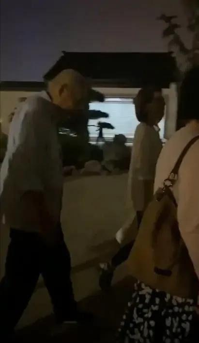 娱乐吃瓜的老公是谁啊视频,背后故事与人物关系深度解析 第3张 娱乐吃瓜的老公是谁啊视频,背后故事与人物关系深度解析 第3张