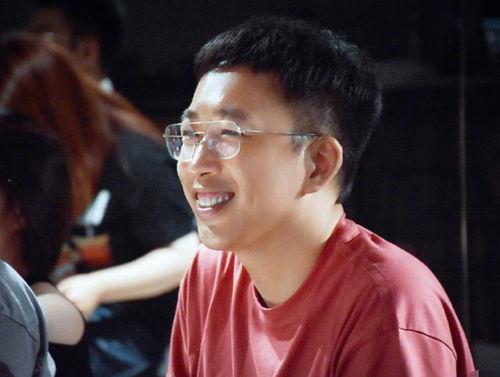 娱乐圈的吃瓜前沿是谁 第1张 娱乐圈的吃瓜前沿是谁 第1张