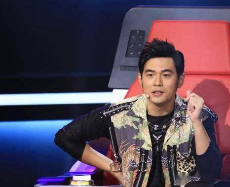 娱乐圈世界巨星吃瓜是谁,揭秘明星们的幕后故事 第3张 娱乐圈世界巨星吃瓜是谁,揭秘明星们的幕后故事 第3张