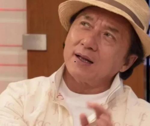 娱乐圈成龙吃瓜是真的吗,真相还是谣言? 第3张 娱乐圈成龙吃瓜是真的吗,真相还是谣言? 第3张