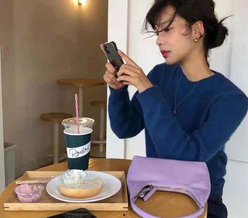 娱乐吃瓜酱有什么好笑的,笑料横生的娱乐圈幕后趣闻 第2张 娱乐吃瓜酱有什么好笑的,笑料横生的娱乐圈幕后趣闻 第2张