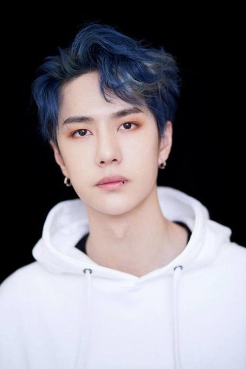 明星娱乐圈吃瓜博君一肖,娱乐圈的甜蜜瓜田,明星们的甜蜜互动揭秘 第2张 明星娱乐圈吃瓜博君一肖,娱乐圈的甜蜜瓜田,明星们的甜蜜互动揭秘 第2张