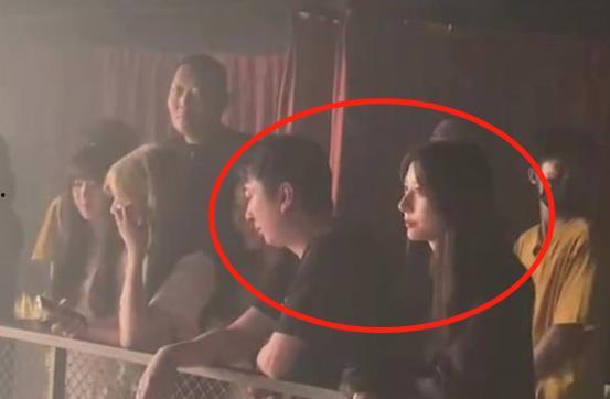 娱乐吃瓜君网红虐猫是谁,娱乐吃瓜君揭露虐猫网红真相 第2张 娱乐吃瓜君网红虐猫是谁,娱乐吃瓜君揭露虐猫网红真相 第2张