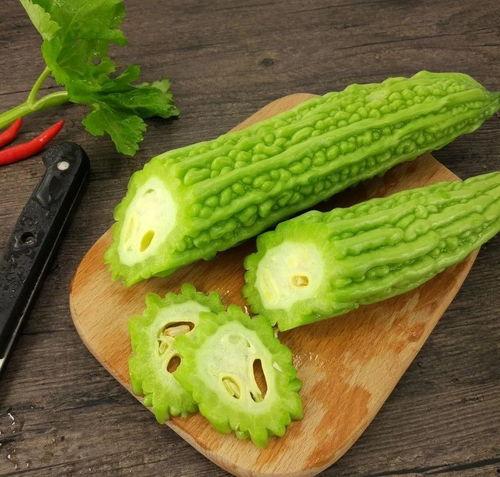 娱乐吃瓜的配音是什么意思,揭秘“娱乐吃瓜”配音背后的趣味与魅力  第1张