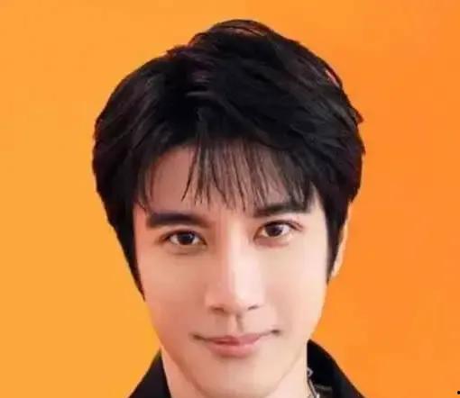 娱乐圈吃瓜第一名,独家爆料,一网打尽明星幕后故事 第3张 娱乐圈吃瓜第一名,独家爆料,一网打尽明星幕后故事 第3张