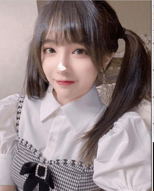 娱乐吃瓜酱女朋友是什么系,神秘背景引网友热议 第2张 娱乐吃瓜酱女朋友是什么系,神秘背景引网友热议 第2张