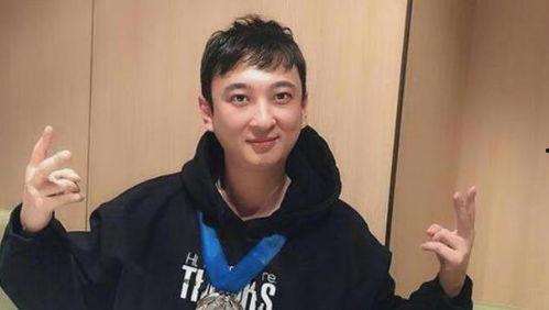 吃瓜娱乐王思聪是谁啊,吃瓜娱乐界风云人物——王思聪传奇  第1张